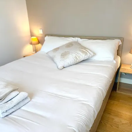 L'evasion, Proche Avec Wifi Et Place De Parking, Foncillon - Apartament